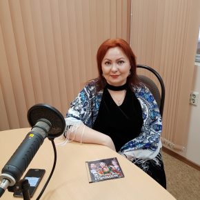 Певица и коллекционер Татьяна Стаильская о выставке старинных русских костюмов, о предстоящем сольном концерте и о семейном ансамбле Стаильских Певица и коллекционер Татьяна Стаильская о выставке старинных русских костюмов, о предстоящем сольном концерте и о семейном ансамбле Стаильских
