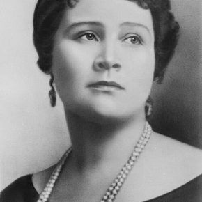 6 марта 140 лет назад родилась Народная артистка СССР, оперная певица Надежда Андреевна Обухова. Звучат архивные записи Пензенского радио.