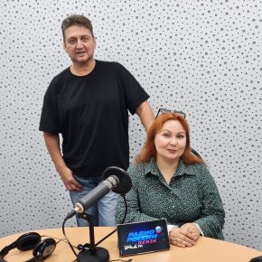 К 130-летию Сергея Есенина. Спектакль "Анна Снегина" в постановке Театра "Слово". О премьере Татьяна Стаильская и Павел Тачков.